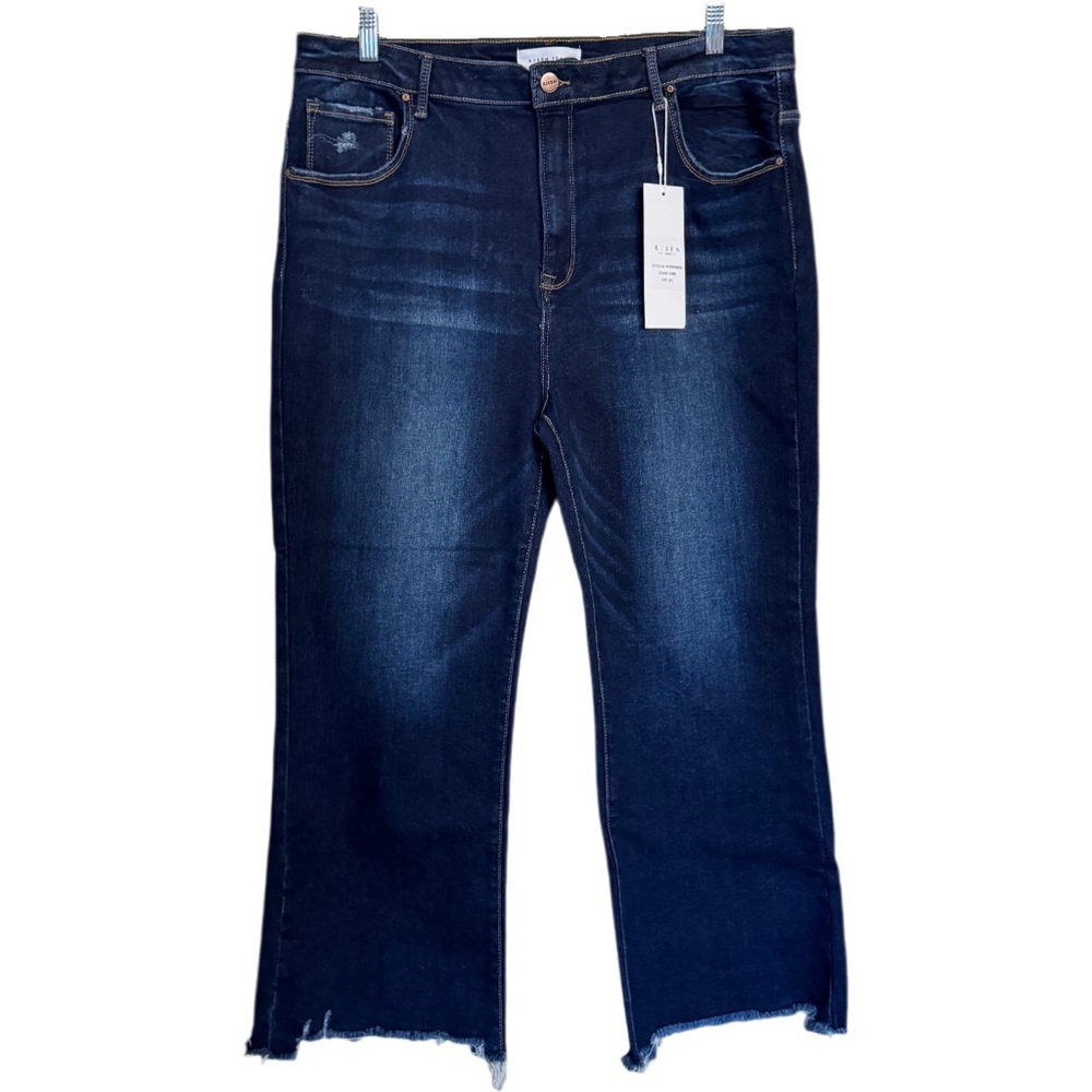 Risen Jeans Womens 3XL Blue Jeans Raw Hem Dark Wash Denim (38x27) NEW